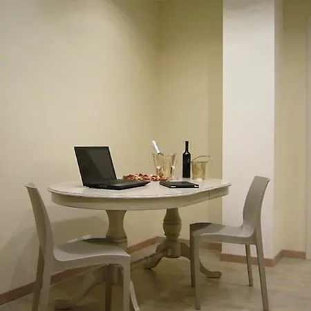 格里格奈蒂住宿加早餐旅馆 4* 的里雅斯特