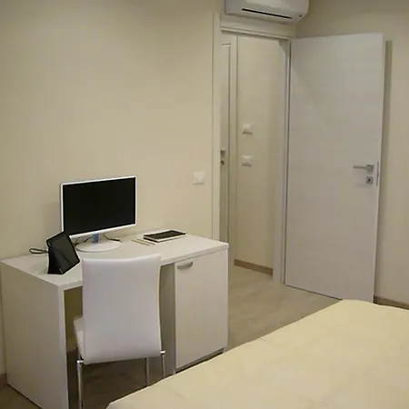 Grignetti Bed