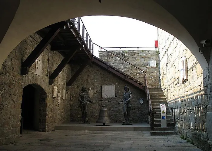 Alojamento de Acomodação e Pequeno-almoço Grignetti Bed 4*